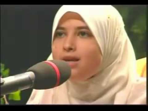 Sumayya EdDeeb Gadis cantik membaca Al Quran