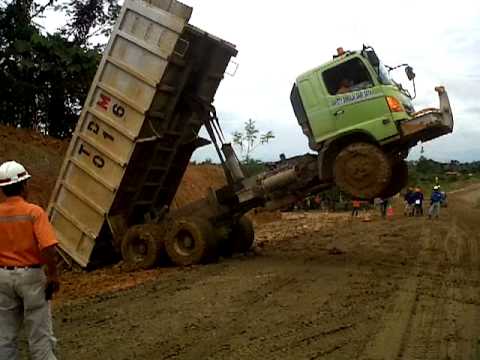 Jangan Coba-Coba Parkir Di Sembarangan,Ini dia Resikonya gan!!!