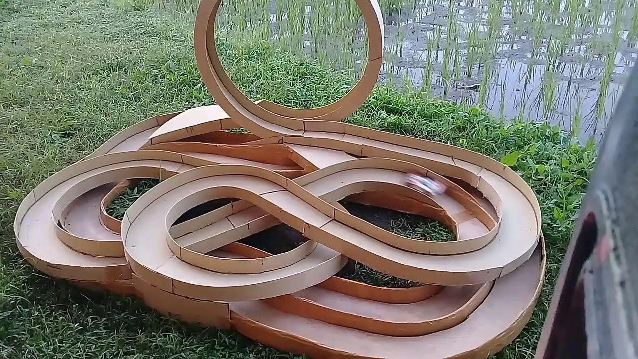 crash-di-mandalika-yang-disalahin-netizen-malah-sirkuit-dan-gravelnya