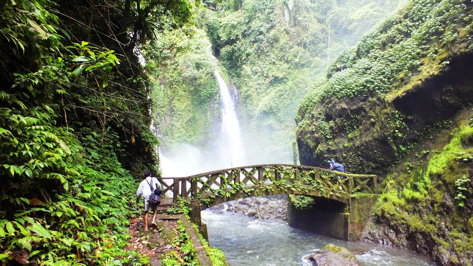 9 Tempat Wisata yang Sangat Indah di Manado Selain Bunaken