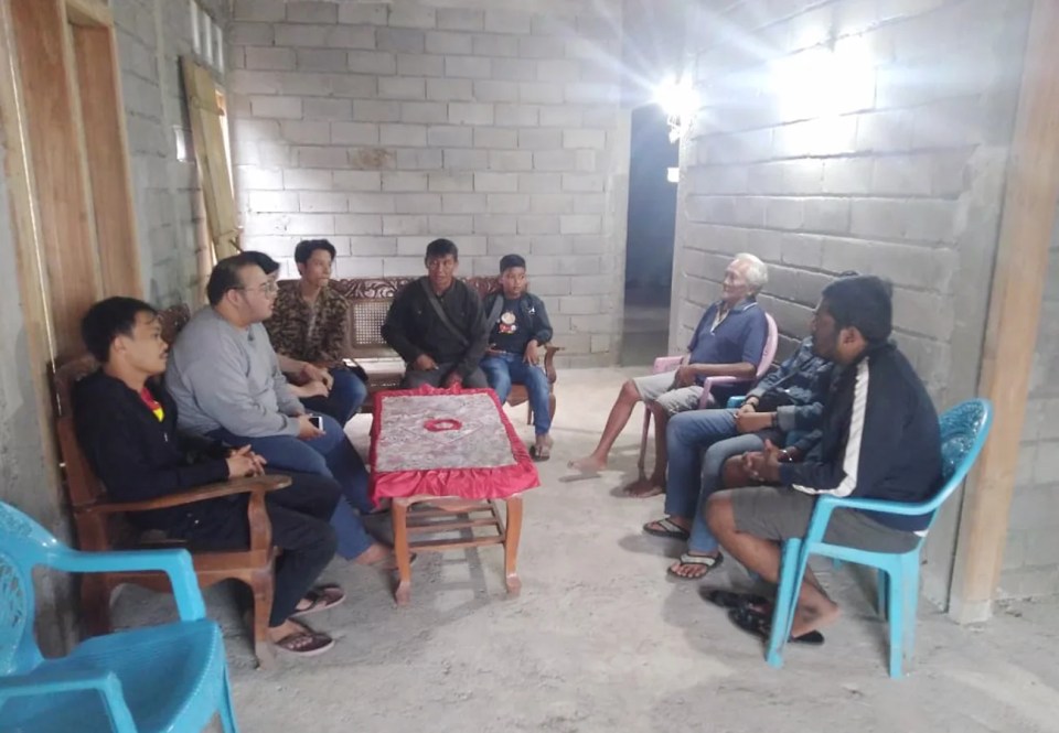 Di Desa Sekar Gadung, Blitar, Umat Buddhanya Hampir Punah?