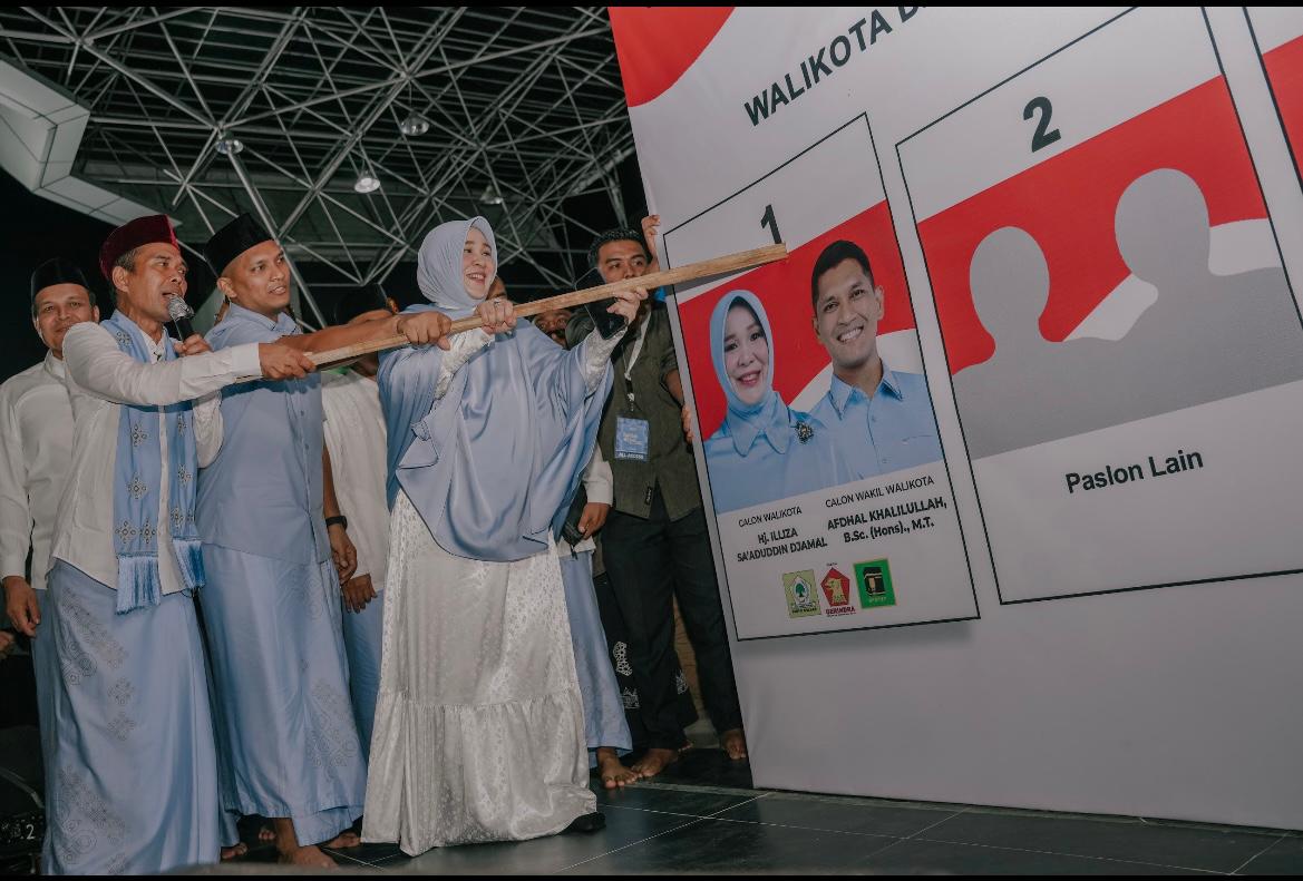 UAS: Haram Jadi Khalifah, Tapi Perempuan Boleh Pimpin Daerah