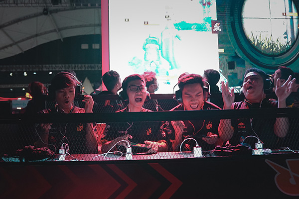 RRQ: Tim Raja Esports yang Terus Bersinar