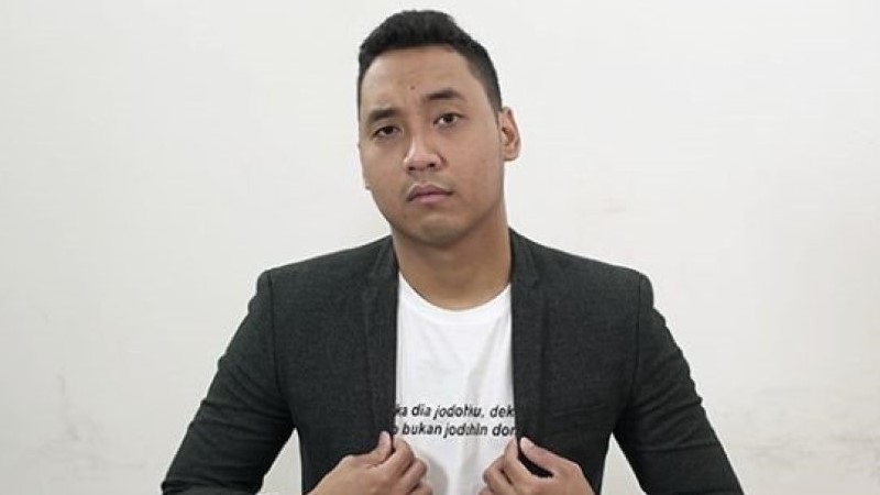 Ranger Emas: Mantan Supir yang Sukses Menjadi Caster Esports