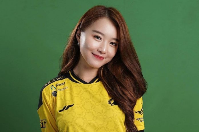profil-nitavior-gadis-keturunan-korea-yang-jadi-brand-ambassador-onic-esports