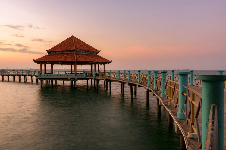 Pantai Kartini Jepara: Liburan Asik Buat Kamu yang Muda-Muda