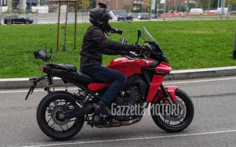 Spyshot Foto Penampakan Motor Adventure Yamaha Anyar