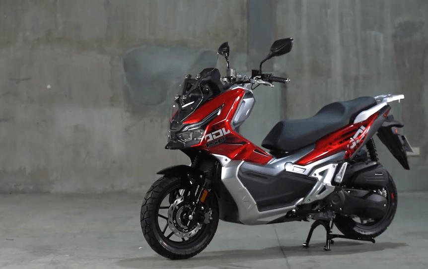 Gak Tahu Malu, Pabrikan Ini Jiplak Semirip Miripnya Sama Honda ADV