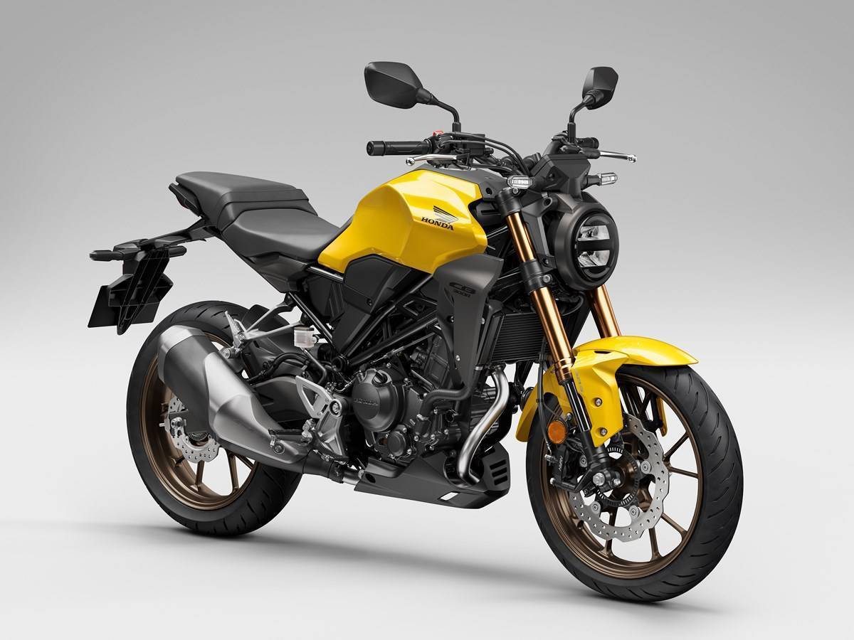 Honda CB300 2022, Jatuh Cinta Pandangan Pertama