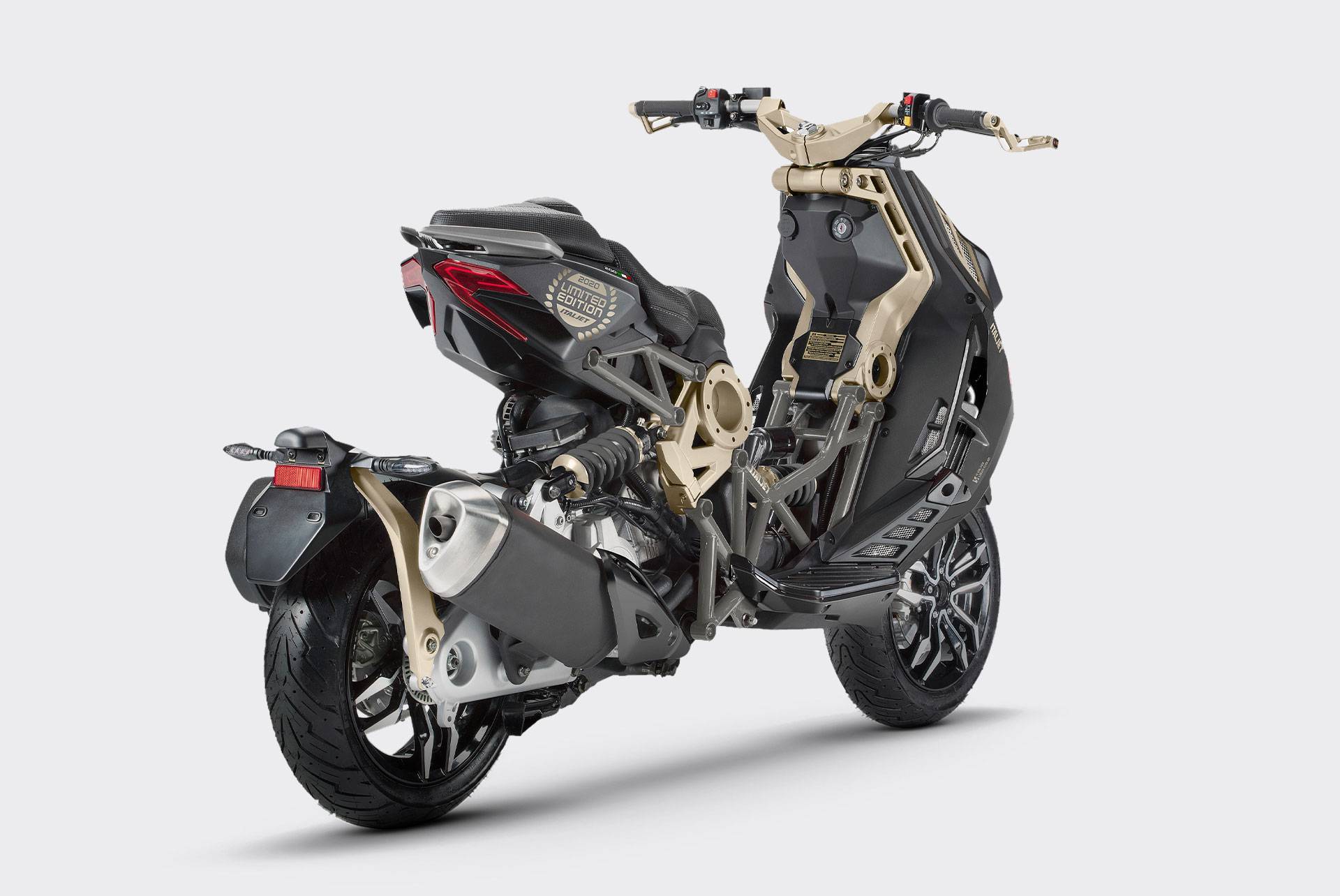 Bagi Yang Sudah Ngidam Lama, Motor Matic Ini Sudah Dijual Di Indonesia Gan