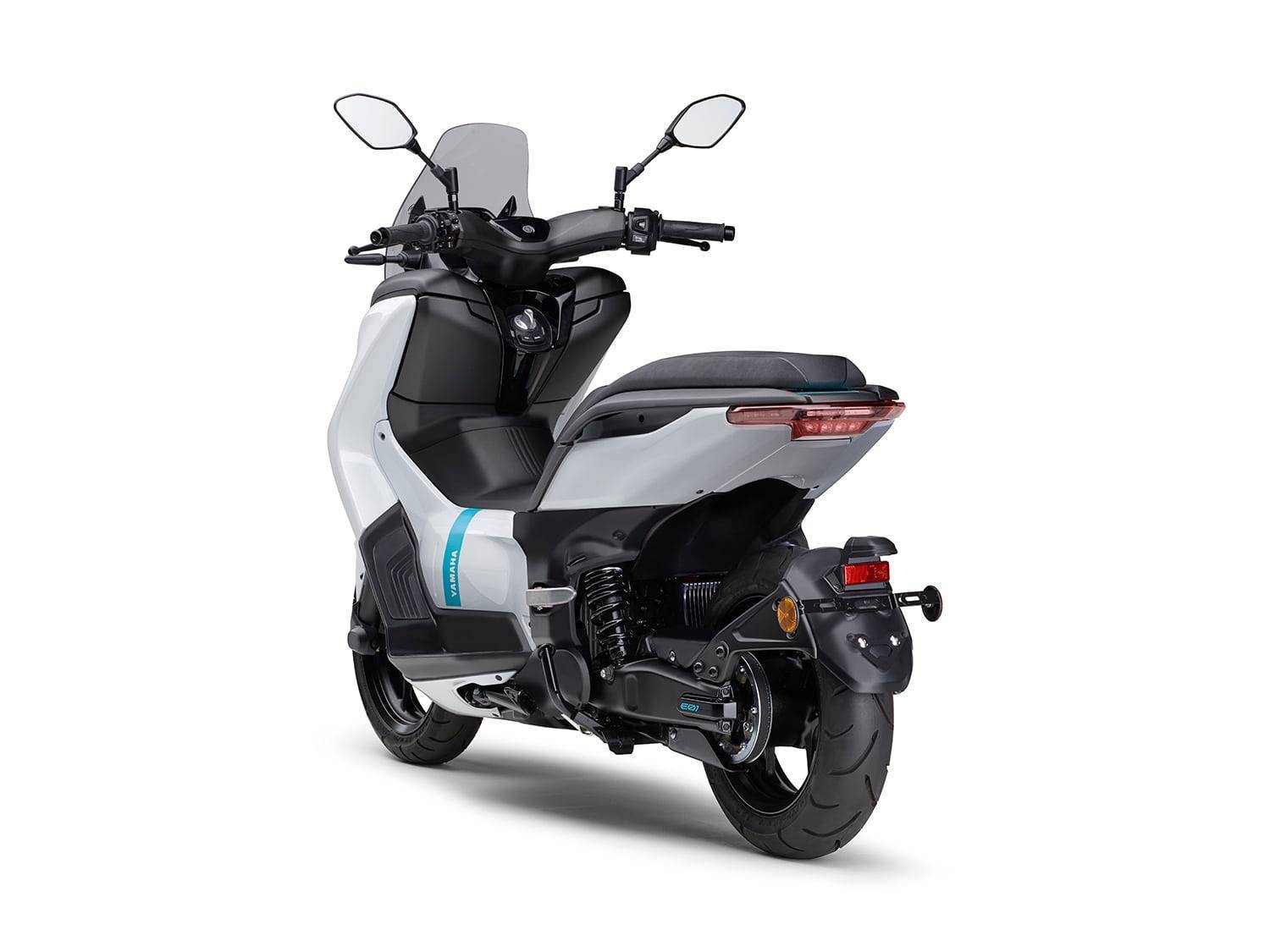 NMAX Elektrik Sudah Rilis Gan, PCX Ketar Ketir Nih