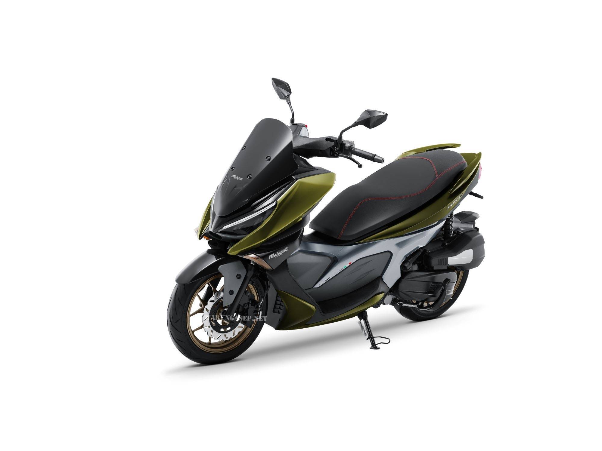 Bikin Fans PCX Nmax Pindah Hati, Maxi Kok Ganteng Gini!