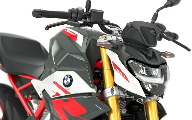 akhirnya-motor-bmw-300cc-ini-berubah-jadi-lebih-ganteng