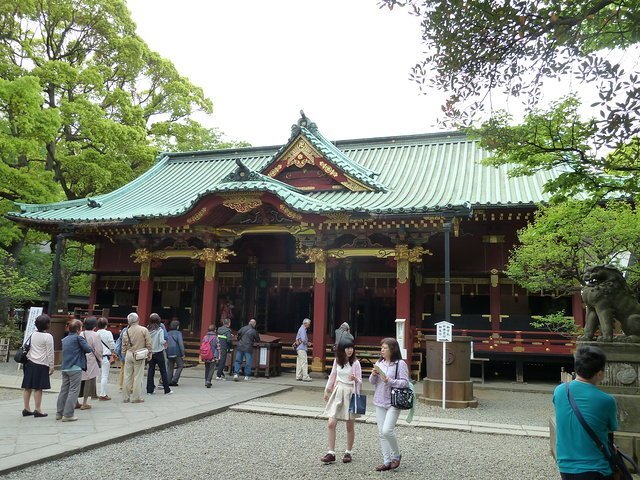 Indahnya Festival Bunga Azalea di Kuil Nezu, Tokyo