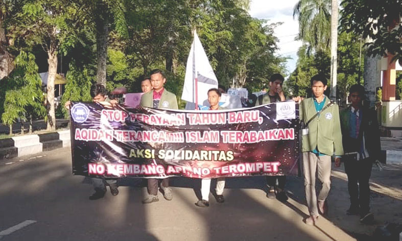 Mahasiswa STIA Amuntai Gelar Aksi Menolak Peringatan Tahun Baru