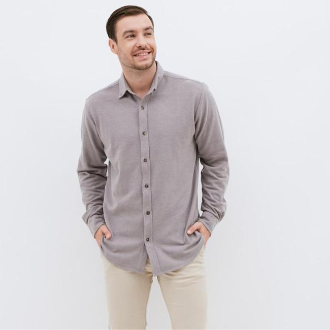 8 Rekomendasi Style Kemeja Pria yang Cakep &amp; Gampang Ditiru!