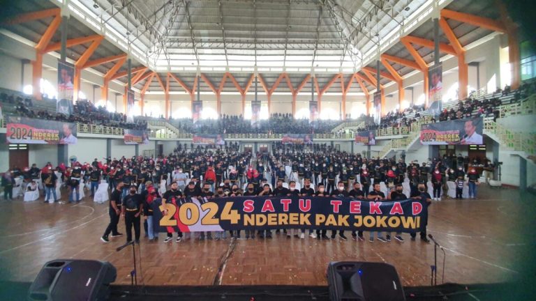 Relawan Berkumpul di Blora, Pastikan 2024 Tegak Lurus Kawal Jokowi 