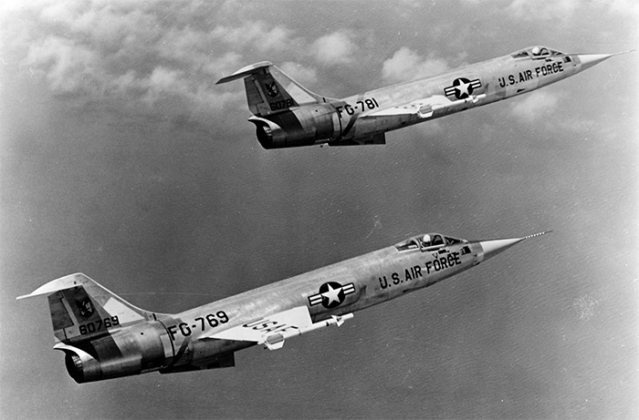 F-104 Starfighter - Pesawat Ini Dijuluki Sebagai "Si Pembuat Janda"