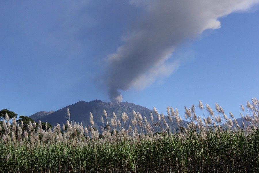 8 Fakta dan Misteri Gunung Raung yang Dipercaya Masyarakat