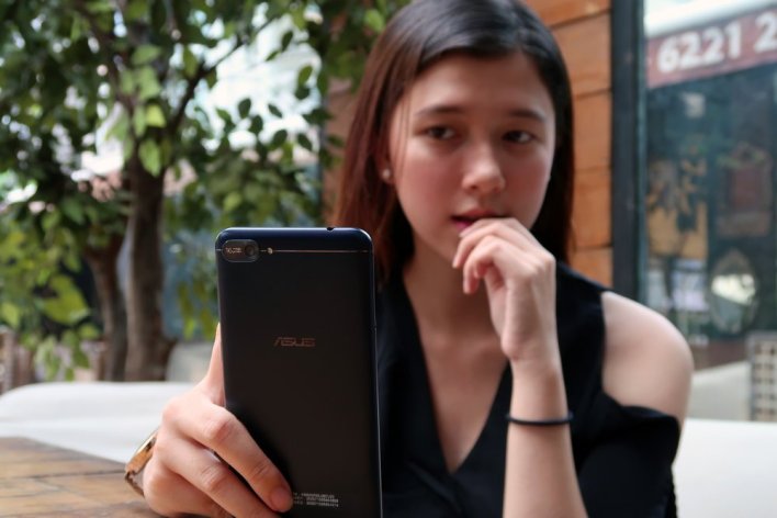 Kesan Pertama Mencoba ASUS ZenFone 4 Selfie Lite, Smartphone Selfie 2 Jutaan Rupiah