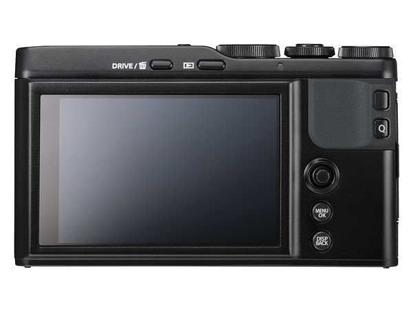 Fujifilm XF10: Bodi Ringkas, Dipersenjatai Sensor APS-C 24.2 Megapixel