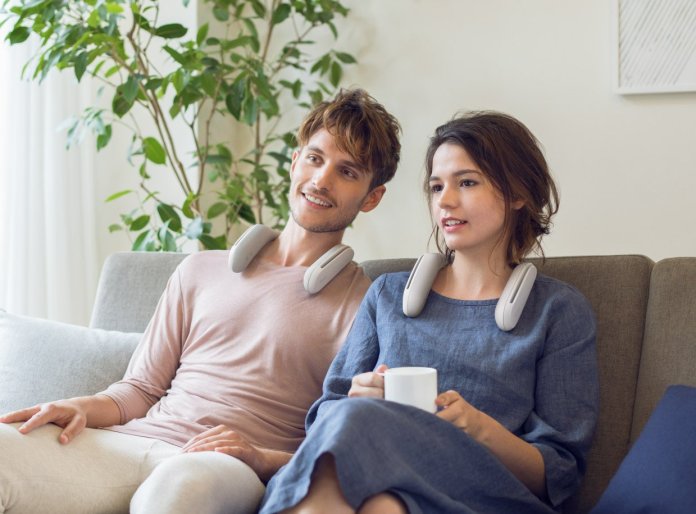 Sony SRS-WS1: Speaker Wearable dengan Fitur Getar