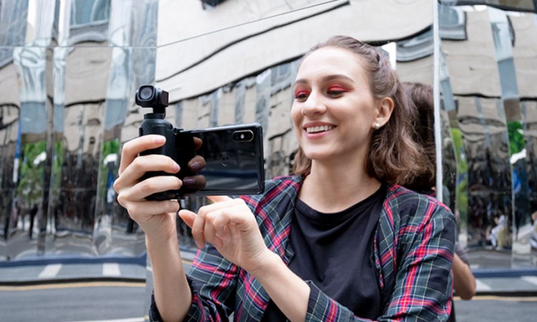 Snoppa Vmate: Pesaing DJI Osmo Pocket dengan Kemampuan Rekam Video Lebih Baik