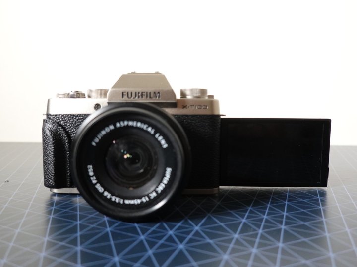 Inilah Kelebihan dan Kekurangan Fujifilm X-T100 Bagi yang Minat Membelinya