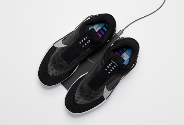 Nike Adapt BB: Mampu Menyesuaikan Kaki Pengguna Secara Otomatis
