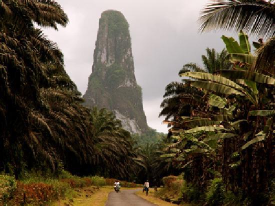 GUNUNG TERLANGSING DI DUNIA