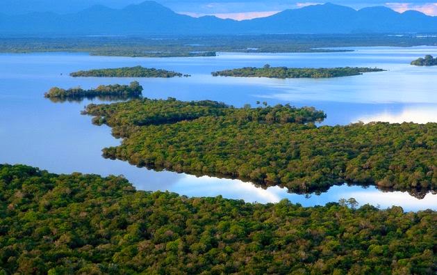 8 DANAU TERUNIK DI INDONESIA