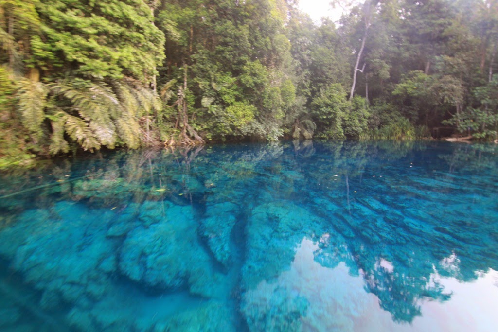 8 DANAU TERUNIK DI INDONESIA