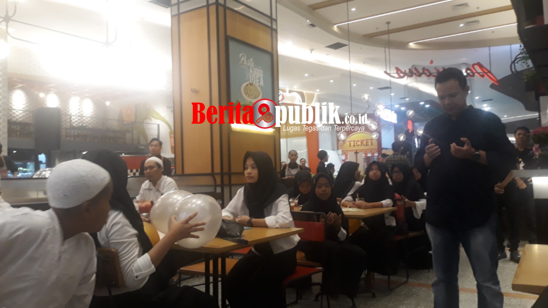 Restoran Pancious Mendakan Buka Puasa Bersama Para Yatim Piatu