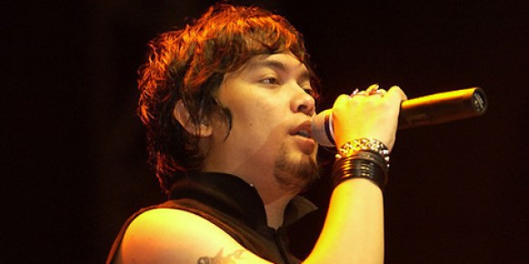 Inilah 7 Vokalis Band Paling Ganteng dari Indonesia