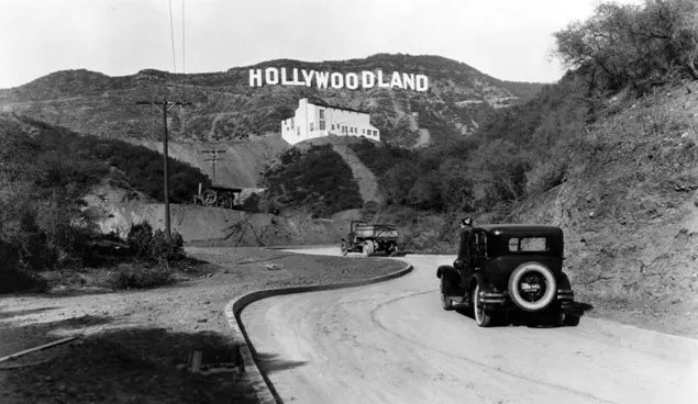 Sejarah dan Fakta di Balik &quot;Hollywood&quot; Sign