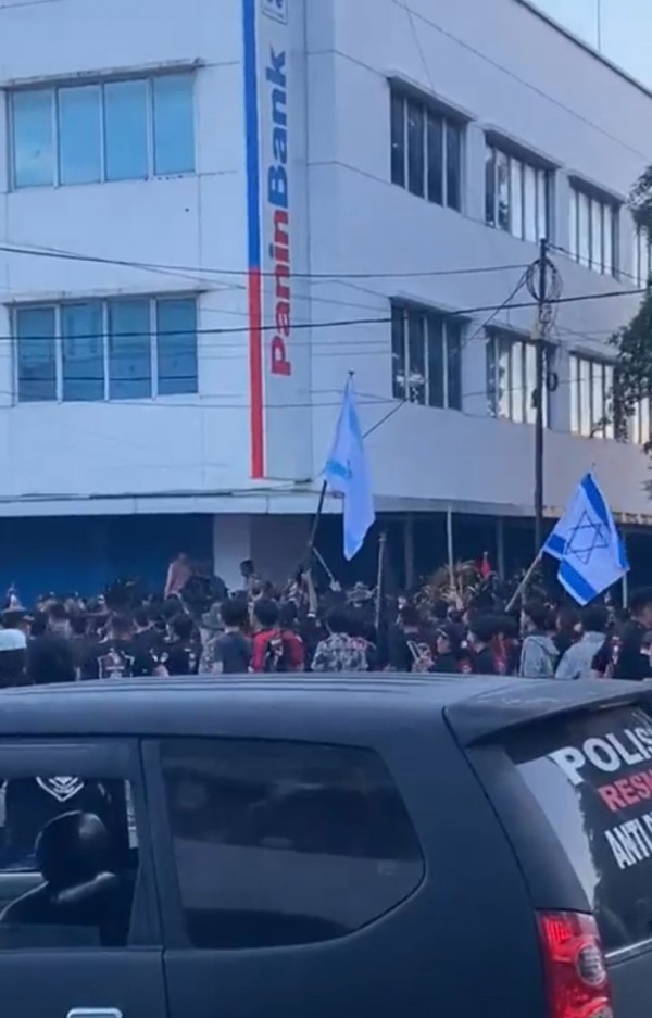 Ramai, Warganet Minta Pengibar Bendera Israel di Bitung Ditangkap