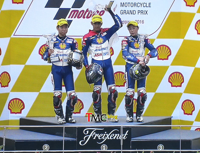 andi-gilang-juara-race-1-saatc-sepang-ii-2016-indonesia-raya-berkumandang-di-malaysia