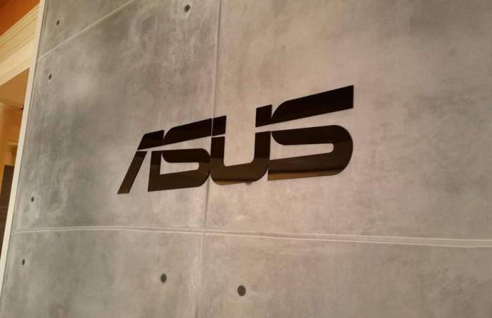 Saham HTC Jatuh, ASUS Berencana Akan Mengambil Alih HTC !