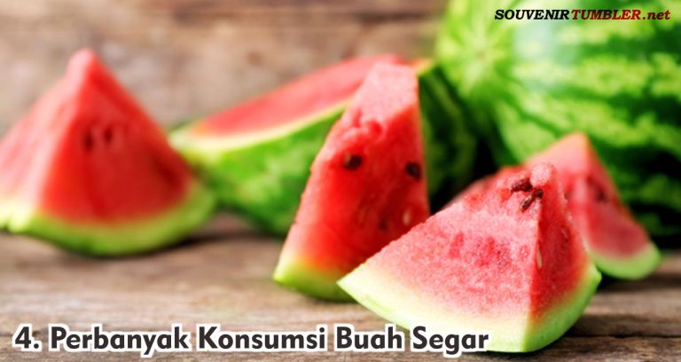 Ini Dia Cara Minum Saat Puasa Agar Kamu Terhindar dari Dehidrasi dan Lelah