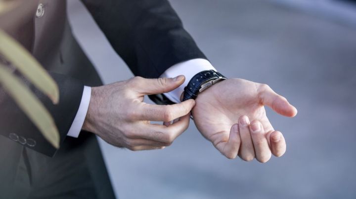 Smart Buckle: Ubah Jam Tangan Biasa Jadi Jam tangan Pintar