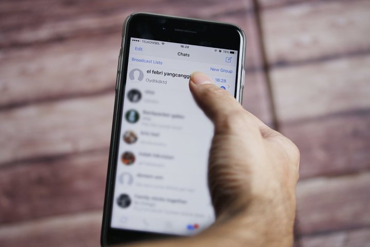&#91;TIPS&#93; Baca Isi WhatsApp Tanpa Buka Pesan dan Ketahuan Pengirim