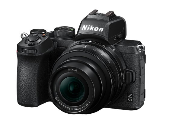 nikon-z50-mirrorless-pertama-nikon-dengan-sensor-aps-c-dan-z-mount