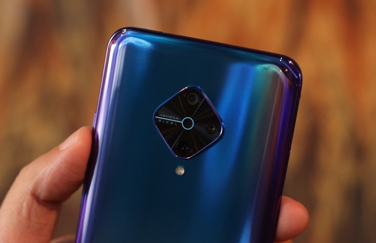 Review Vivo S1 Pro: Smartphone Menawan dengan Desain Kamera Diamond
