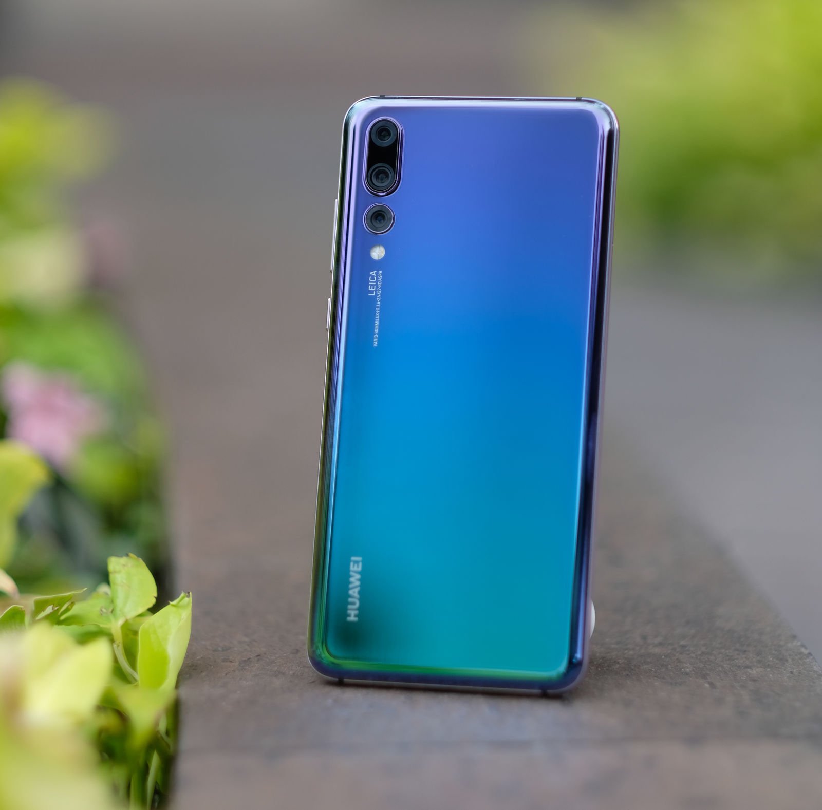 Tertarik Membeli Huawei P20 Pro? Simak Dulu Kelebihan dan Kekurangannya