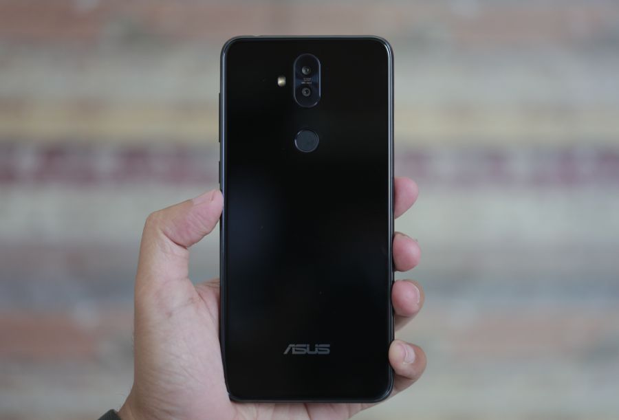 Review Asus ZenFone 5Q: Smartphone 3 Jutaan dengan 4 Kamera dan NFC