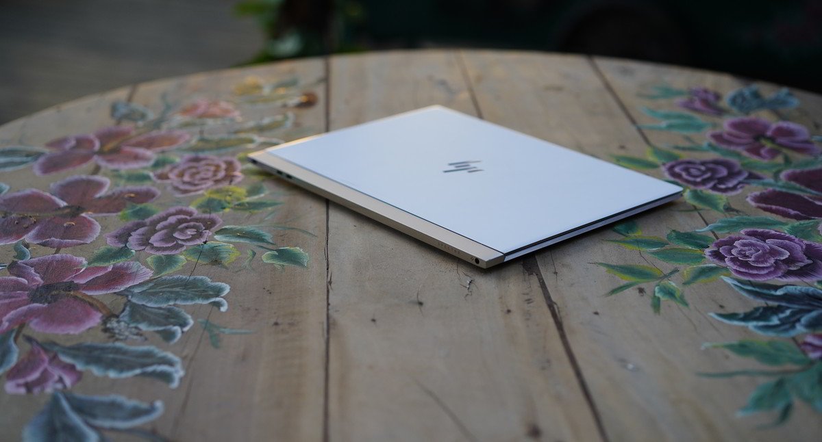 Review HP Spectre 13 (2018): Laptop 13 Inci Paling Tipis di Dunia untuk Tahun 2018