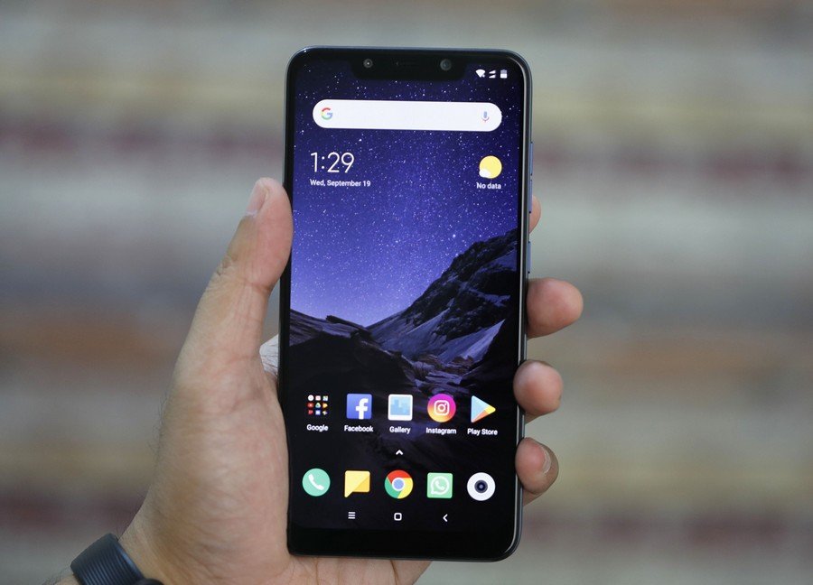 tertarik-membeli-pocophone-f1-simak-dulu-kelebihan-dan-kekurangannya
