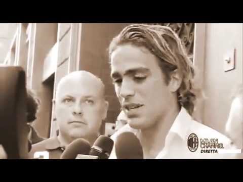 spectre-soccer-room-2013-2014------part-1