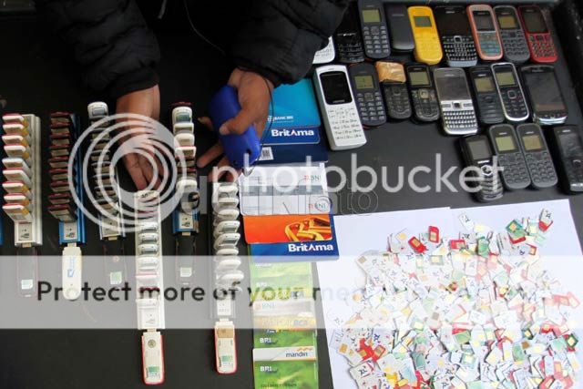 &#91;HOT&#93; Akhirnya Komplotan Penipu SMS Promo Tiket Murah Dibekuk Polisi