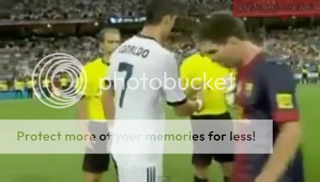 Berpapasan, Ronaldo-Messi Tidak Salaman